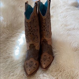 Authentic Snake skin Cowgirl Boots